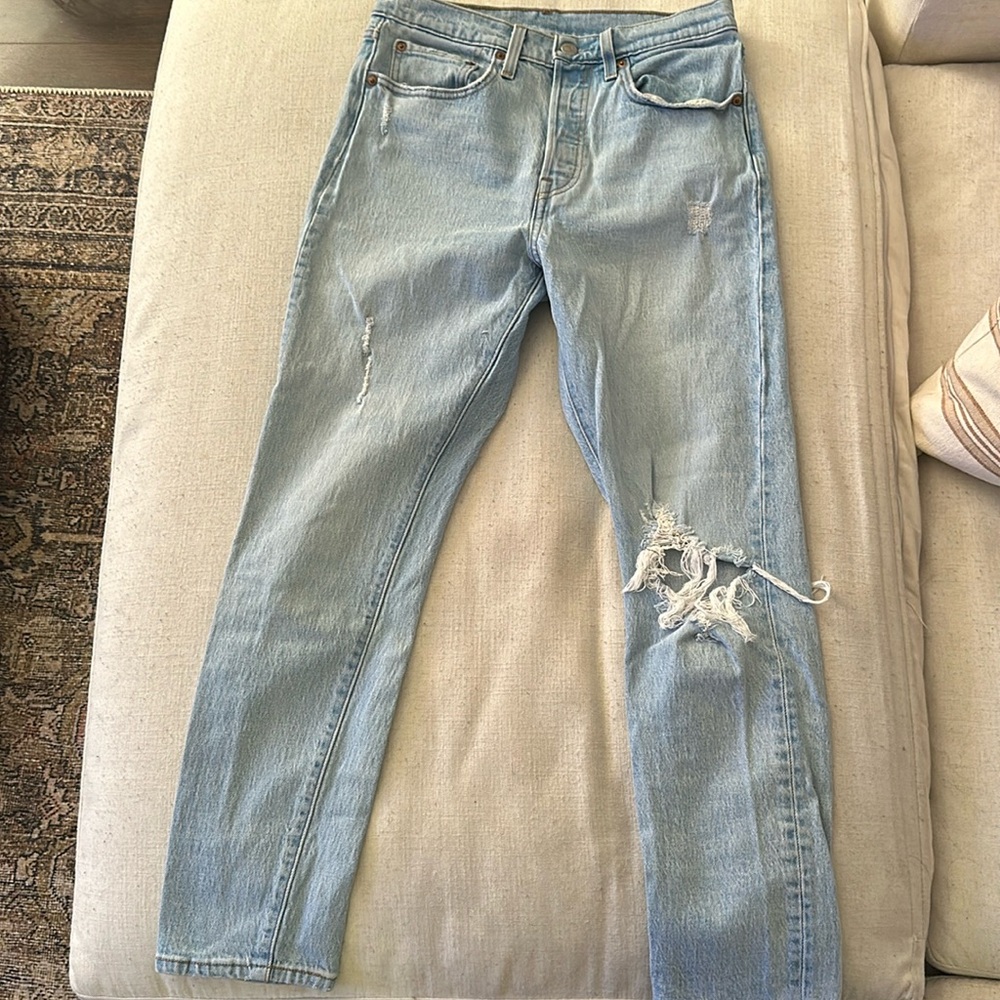 LEVIS 501. Brand new